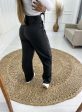 calça pantalona couro