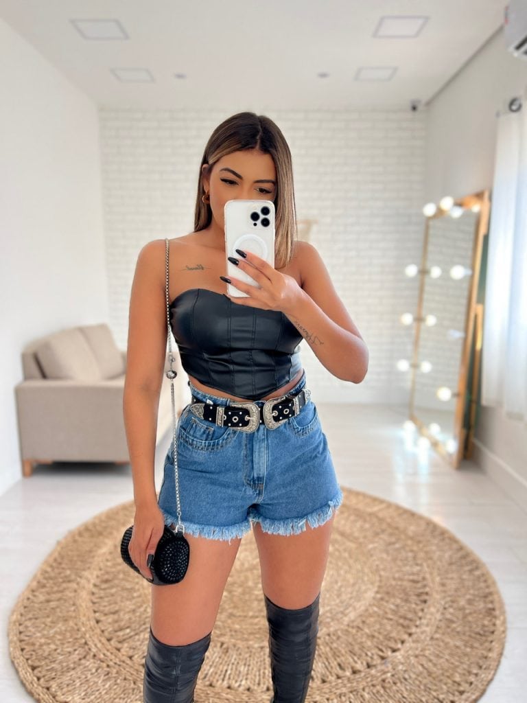short jeans com cinto basic hyo short jeans com cinto basic hyo