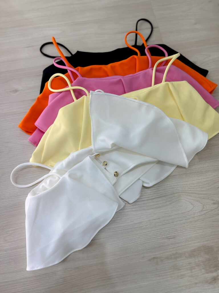 cropped gringa babado cropped gringa babado