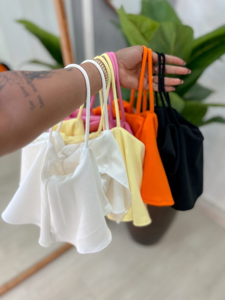 cropped gringa babado cropped gringa babado